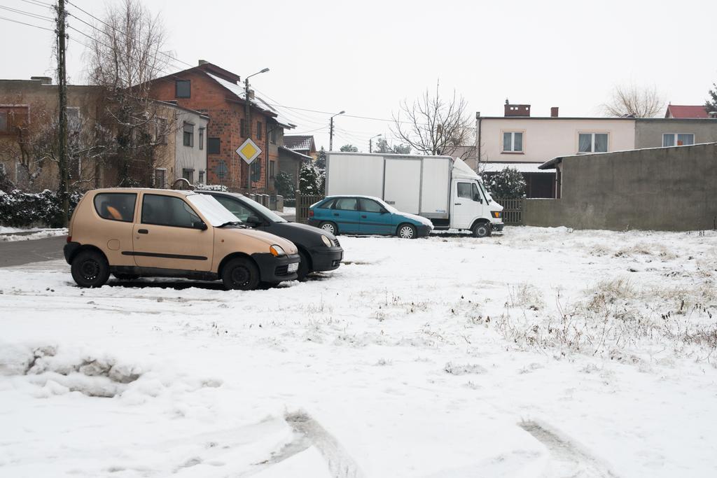 Pensjonat Kawiarni Muzealnej Goluchow Esterno foto